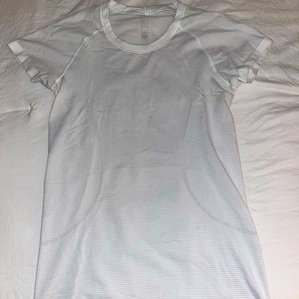 Lululemon Swiftly Tech Short Sleeve